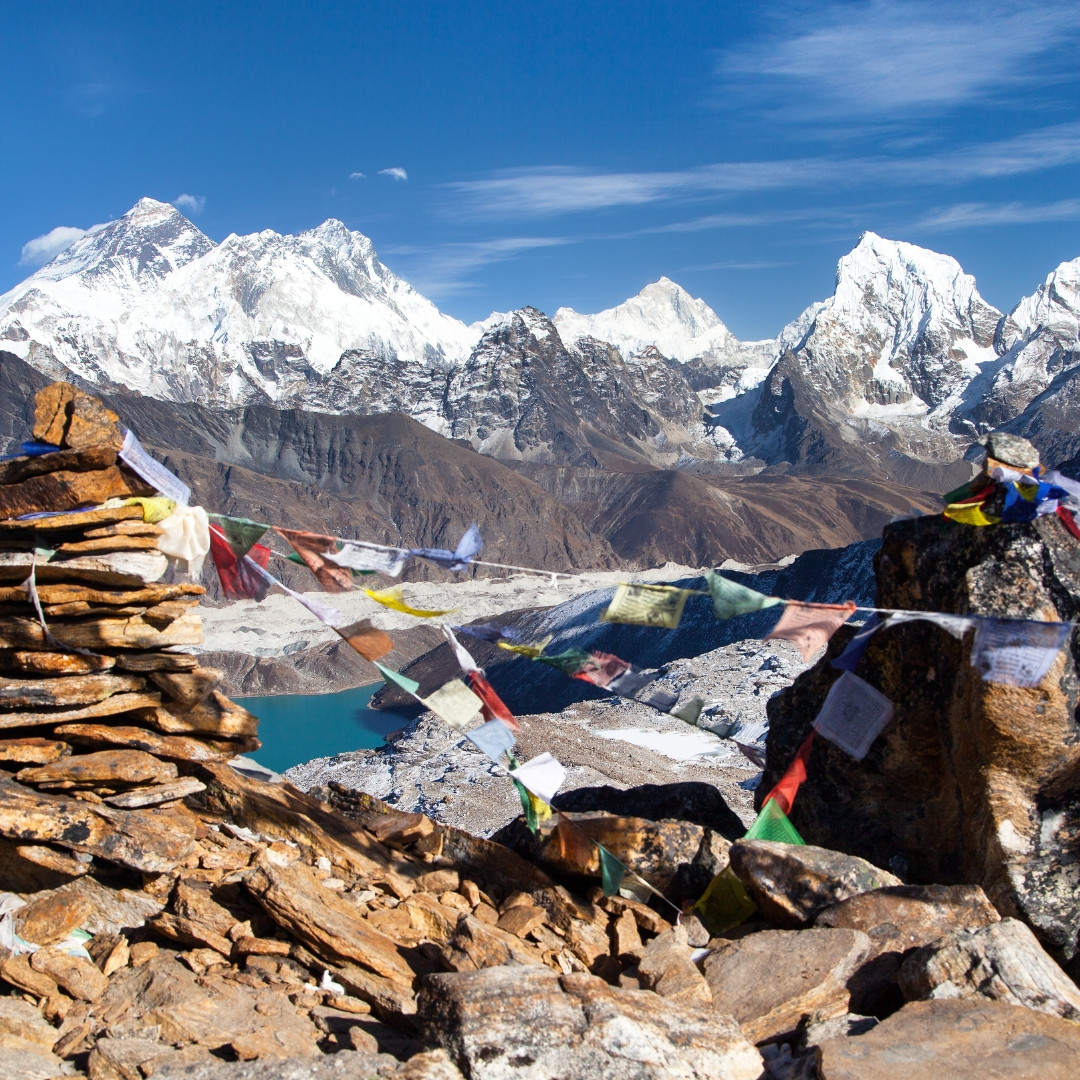 EBC Treks via Gokyo Lake