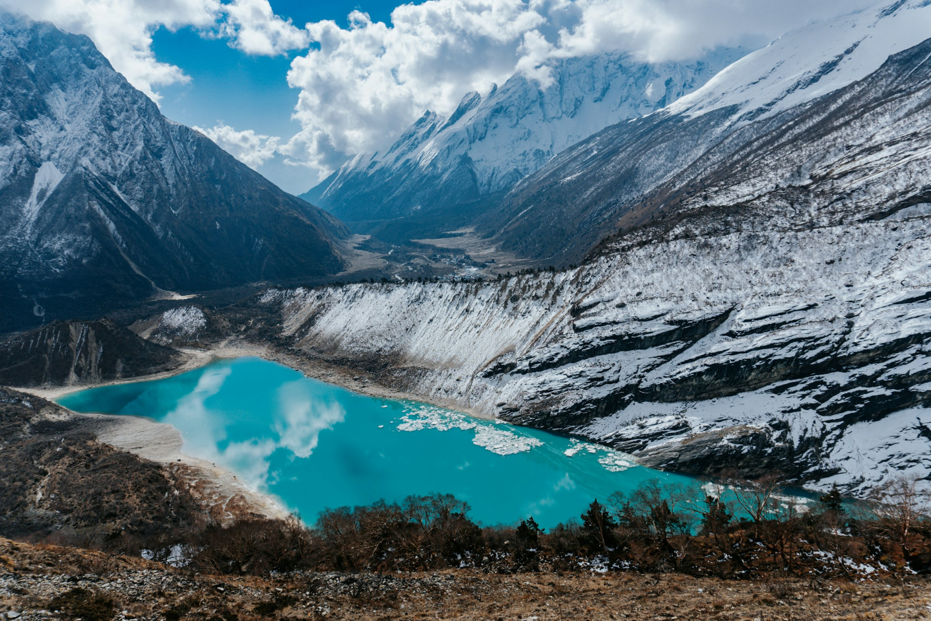 Manaslu Circuit Treks